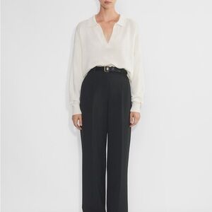 Aritzia The Effortless Pant Black Trouser